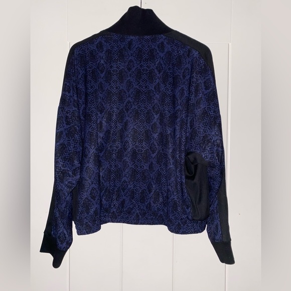 Athleta Brooklyn Track Silky Bomber Jacket Workout Water Repellent‎ NEW Women L - Picture 8 of 11